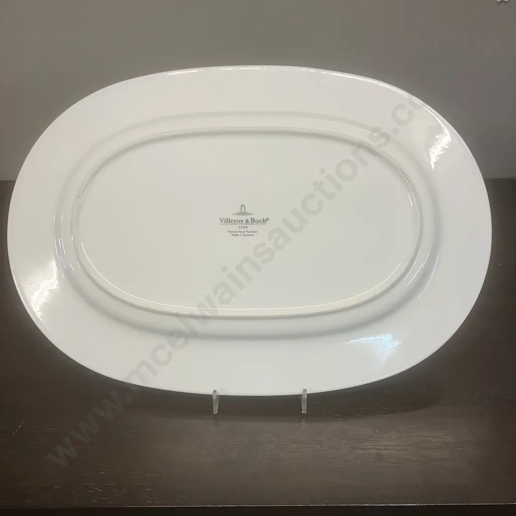Villeroy & Boch Wildberries Oval Serving Platter. 41 x 28.56cm Image 1++