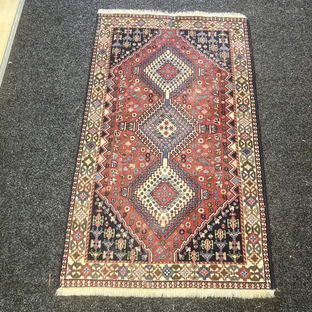 Persian Rug - Reds & Blues 134 x 79cm Image 1++