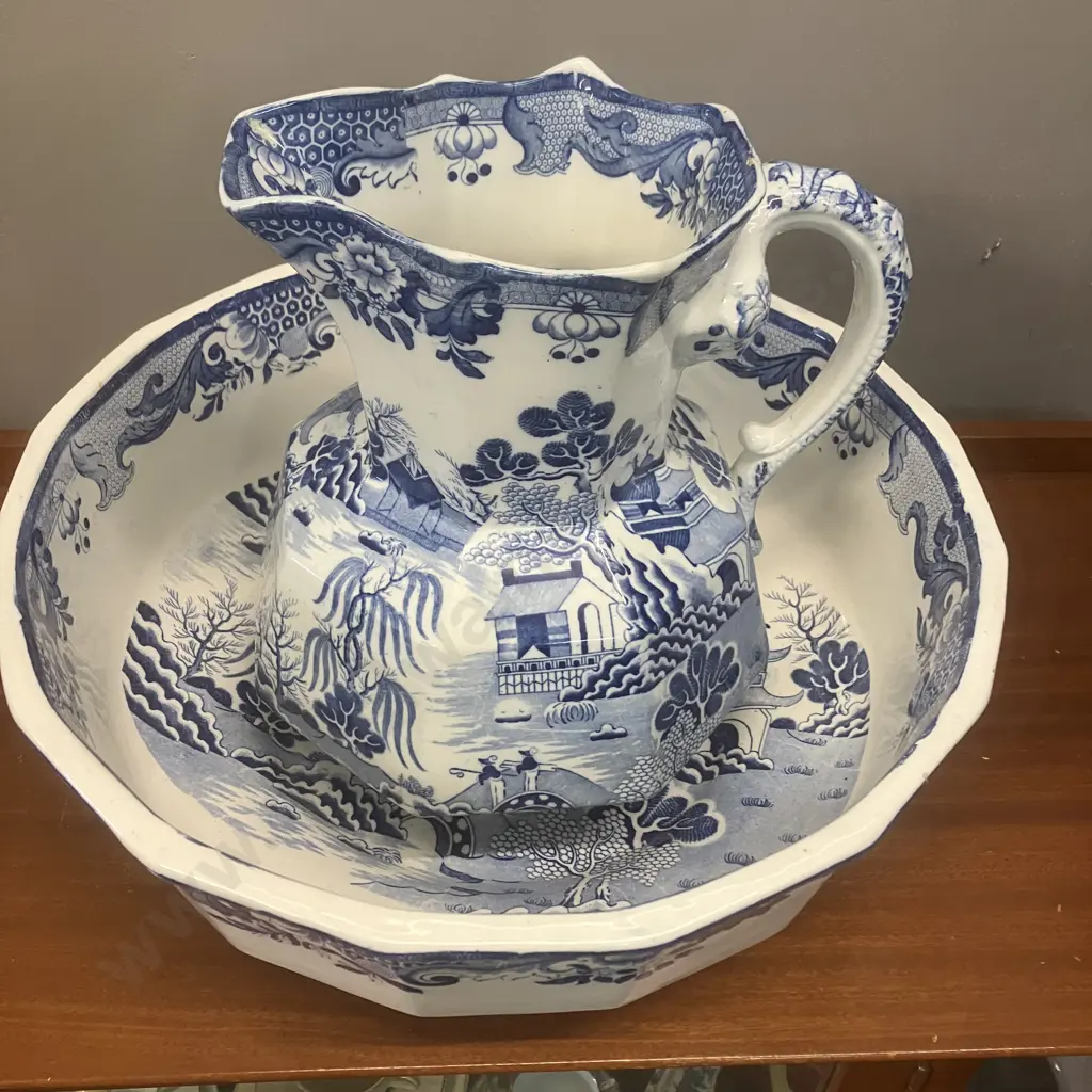 Antique Masons Ironstone Blue Willow Pattern Large Wash Basin & Octagonal Shape Hydra Jug (Snake Handle) c1845-1850 Image 1++