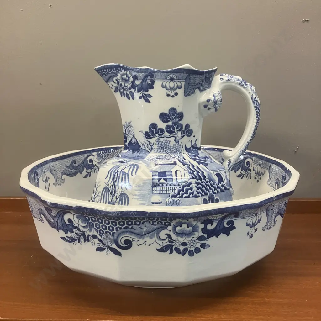 Antique Masons Ironstone Blue Willow Pattern Large Wash Basin & Octagonal Shape Hydra Jug (Snake Handle) c1845-1850 Image 1++