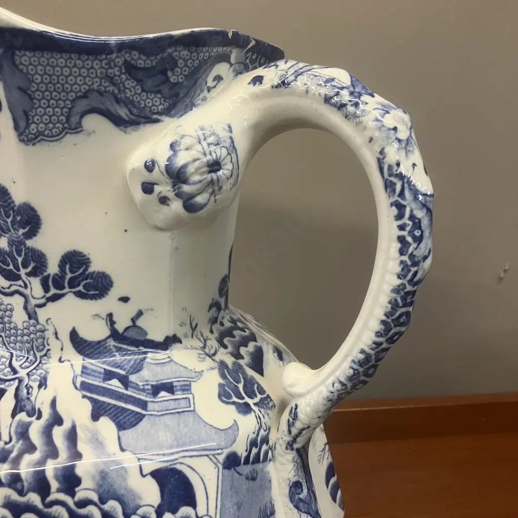 Antique Masons Ironstone Blue Willow Pattern Large Wash Basin & Octagonal Shape Hydra Jug (Snake Handle) c1845-1850 Image 1++