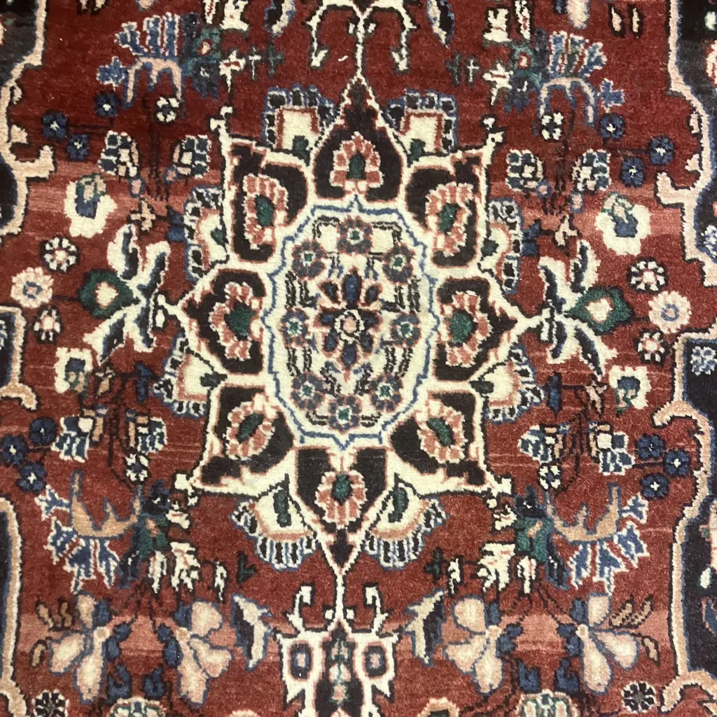 Persian Rug - Blacks, Reds & Blues 153 x 92cm Image 1++