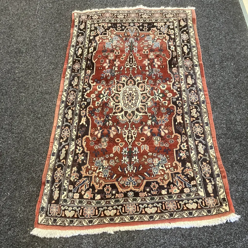 Persian Rug - Blacks, Reds & Blues 153 x 92cm Image 1++