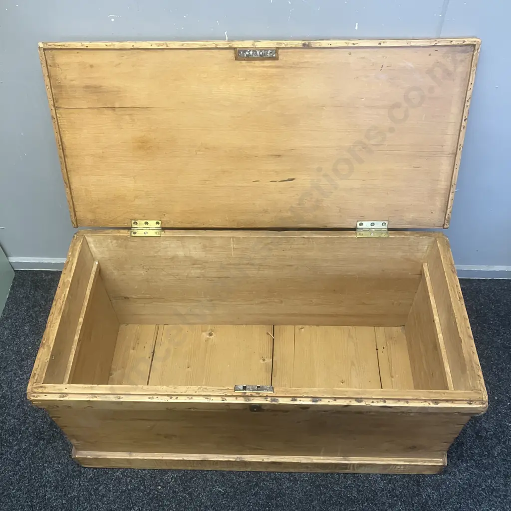 Large Vintage Baltic Pine Chest / Trunk With Steel Side Handles & Lock. H46 W93.5 D45cm Image 1++