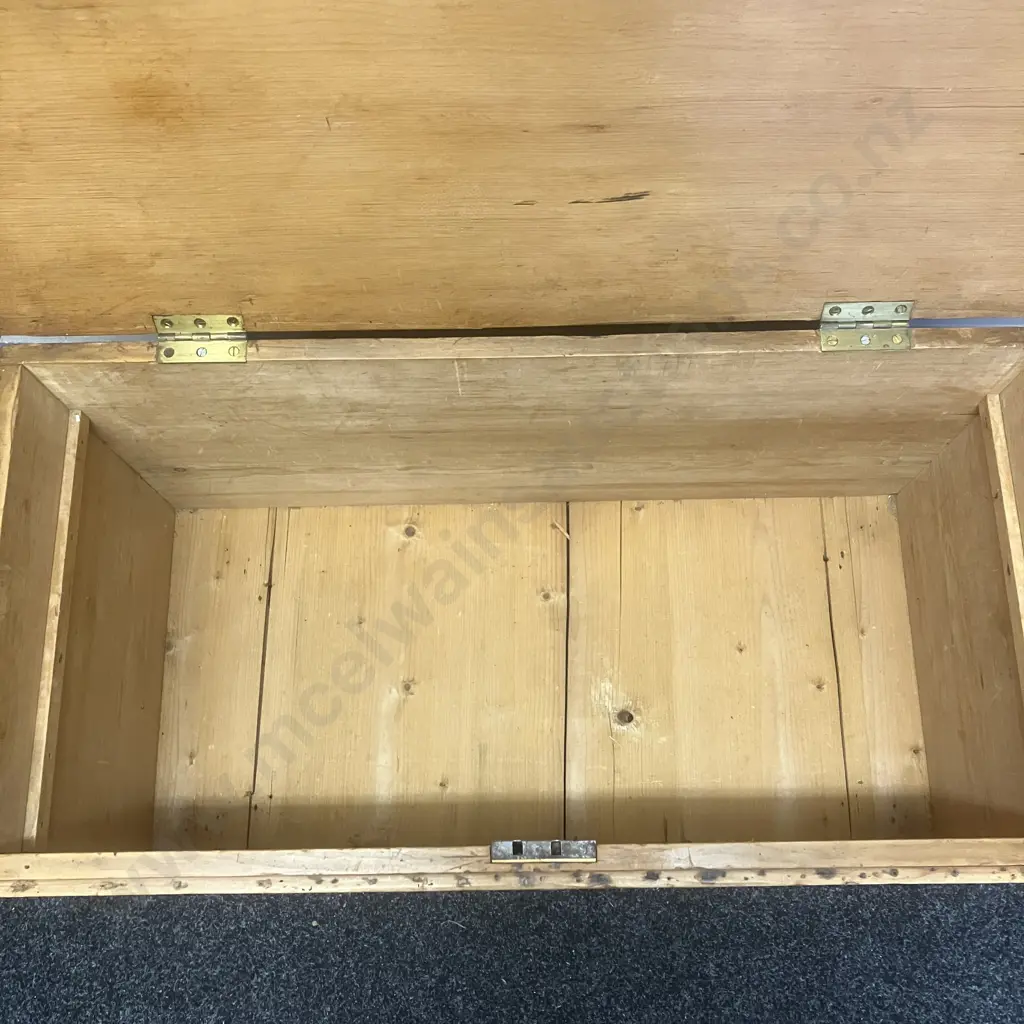 Large Vintage Baltic Pine Chest / Trunk With Steel Side Handles & Lock. H46 W93.5 D45cm Image 1++