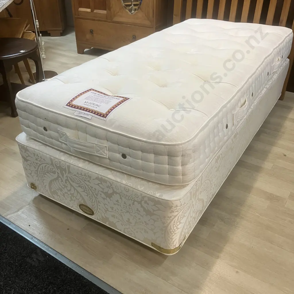 London Bedding Co The Regal Supreme VI-Spring Single Mattress & Base On Wheels Image 1++