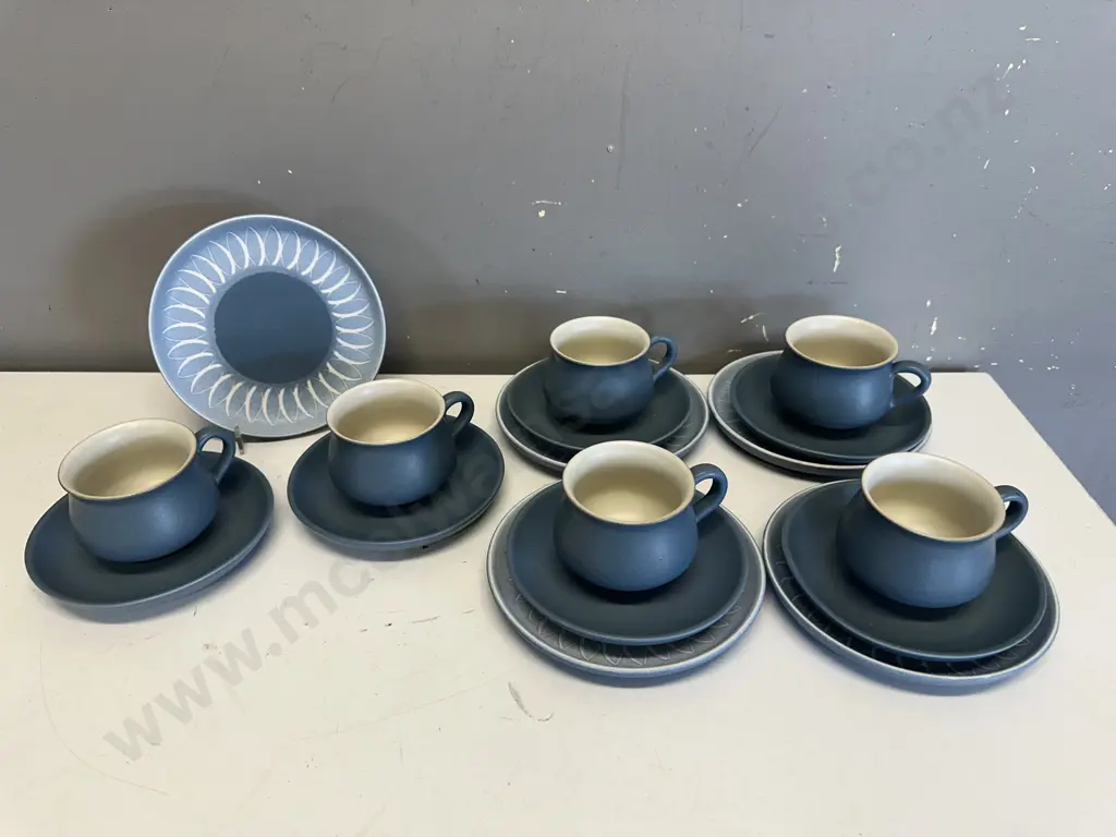 Denby Stoneware Echo Blue Trios x5 & Duo x1 Image 1++