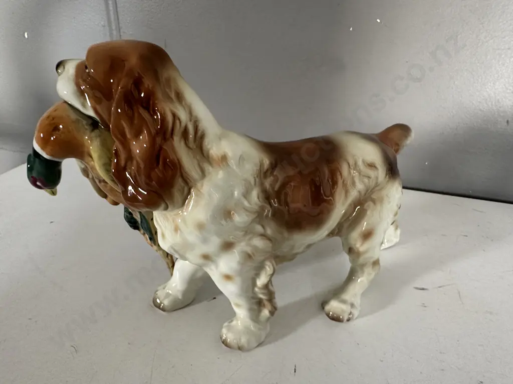 Royal Doulton Bone China Figurine Cocker Spaniel With Pheasant H18,W28cm. Image 1++