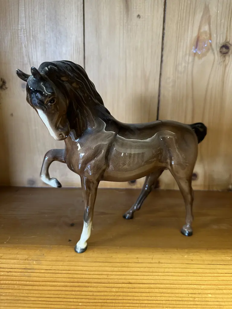 Beswick Porcelain Prancing Stallion Horse In Brown Gloss Finish #1549 Image 1++