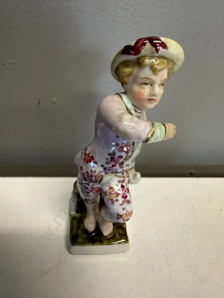 Antique Meissen Style Figurine October H10.5cm. Image 1++