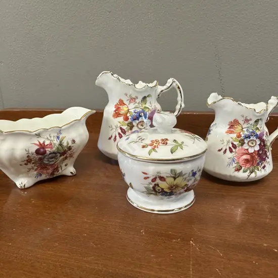 Vintage Hammersley 'Howards Spray' China Items
