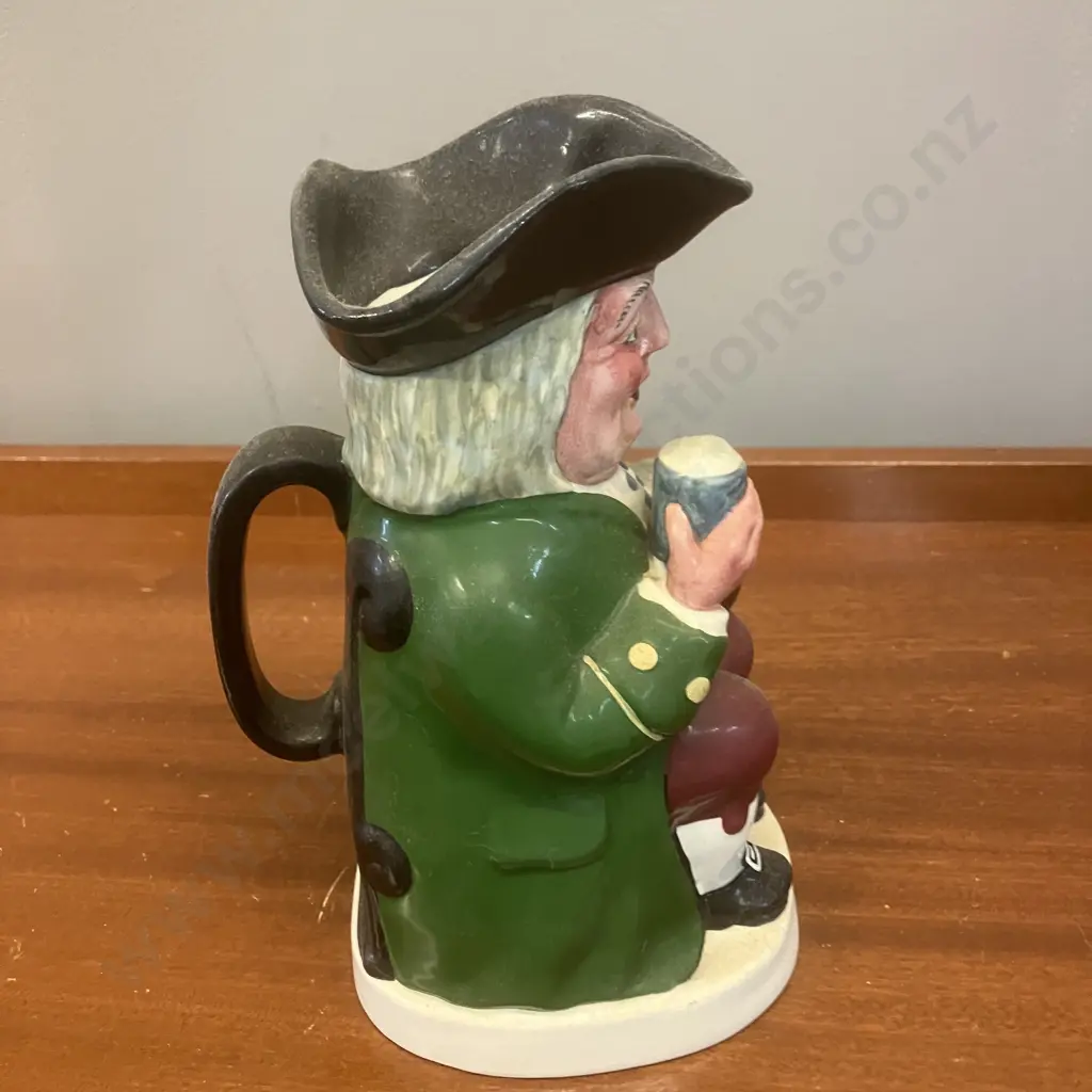 A Crown Devon Fielding's Musical Toby Made In England - Working. H22cm Image 1++