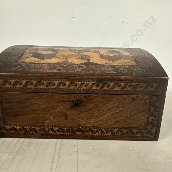 Vintage Marquetry Inlaid Wooden Sewing/Jewellery Box H12,W22,D11cm.