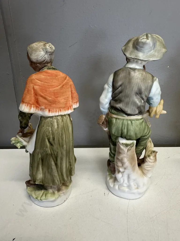 Pair Of Vintage Gainsborough Figurines Image 1++