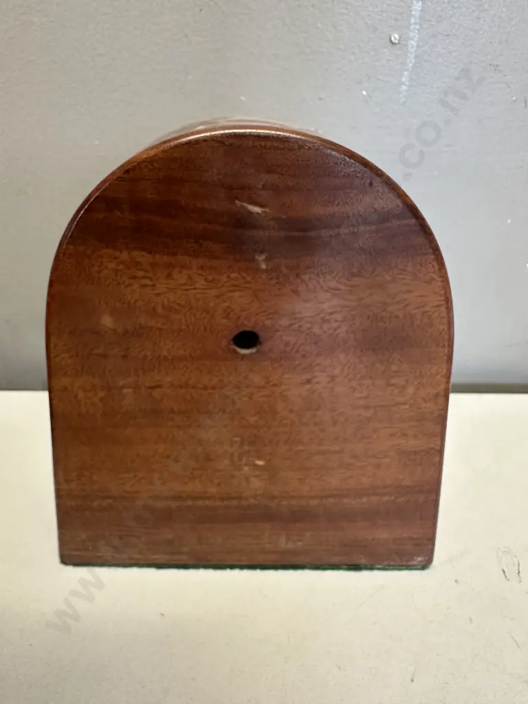 Vintage Quartz Wood Desk Clock H16,W15cm. Image 1++