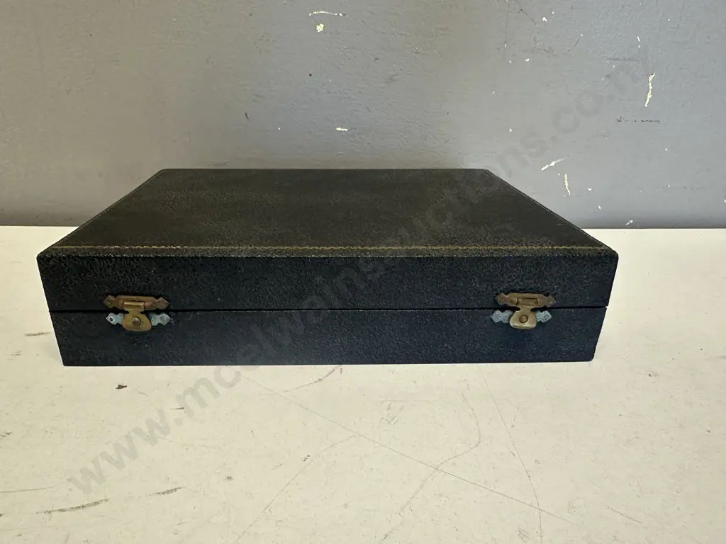 Vintage Boxed Set Of Fish Cutlery Knives & Forks  Image 1++