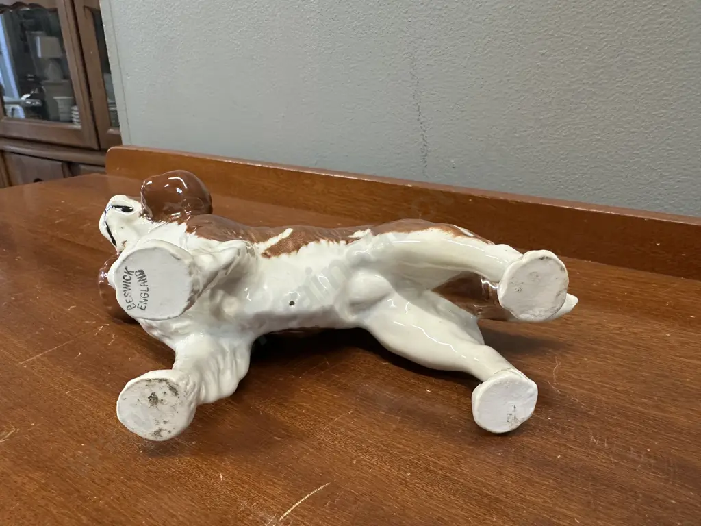 Vintage Beswick Cavalier King Charles Spaniel Blenheim Dog Figurine Brown & White #2017B Image 1++