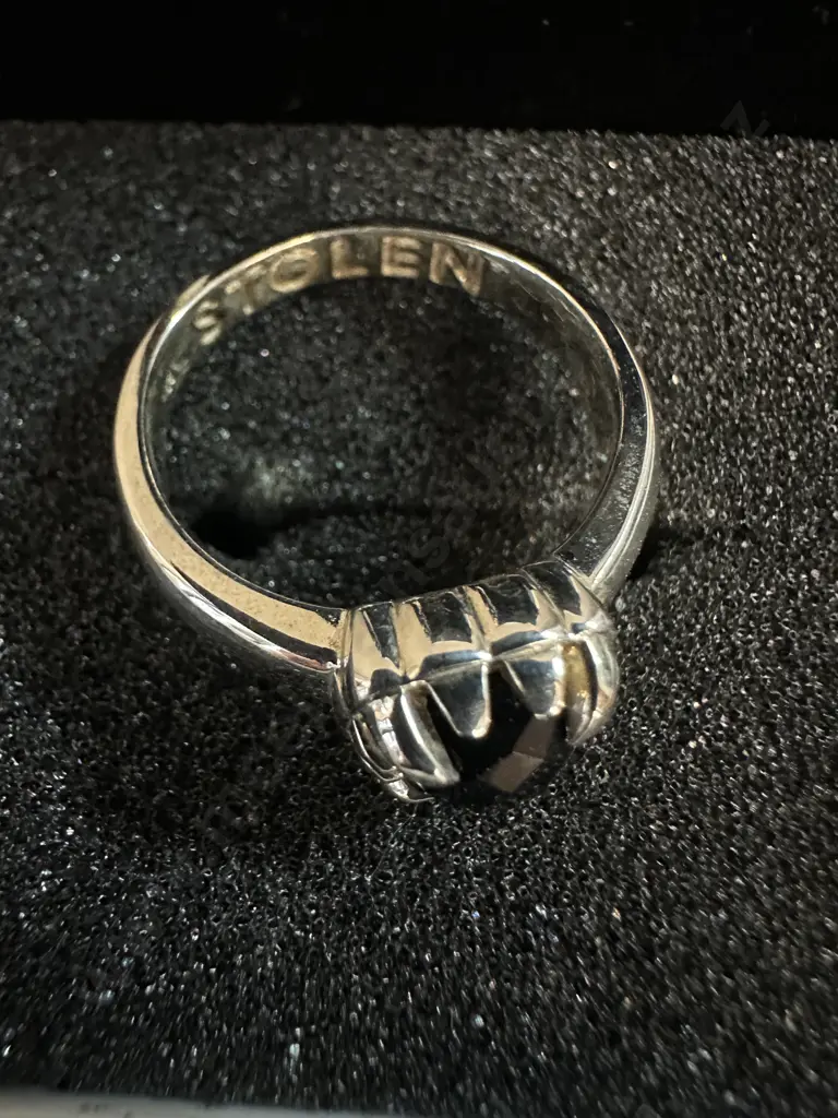 Stolen Girlfriends Club Baby Claw Ring Image 1++