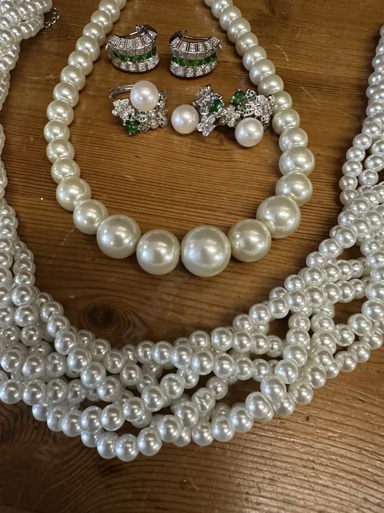 Costume Jewellery Including 'Lovisa' Pearl Look Necklaces & Earrings Image 1++