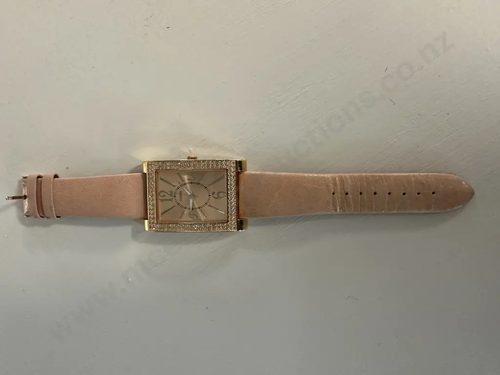 Ladies 'Guess' Watch With Leather Strap Image 1++