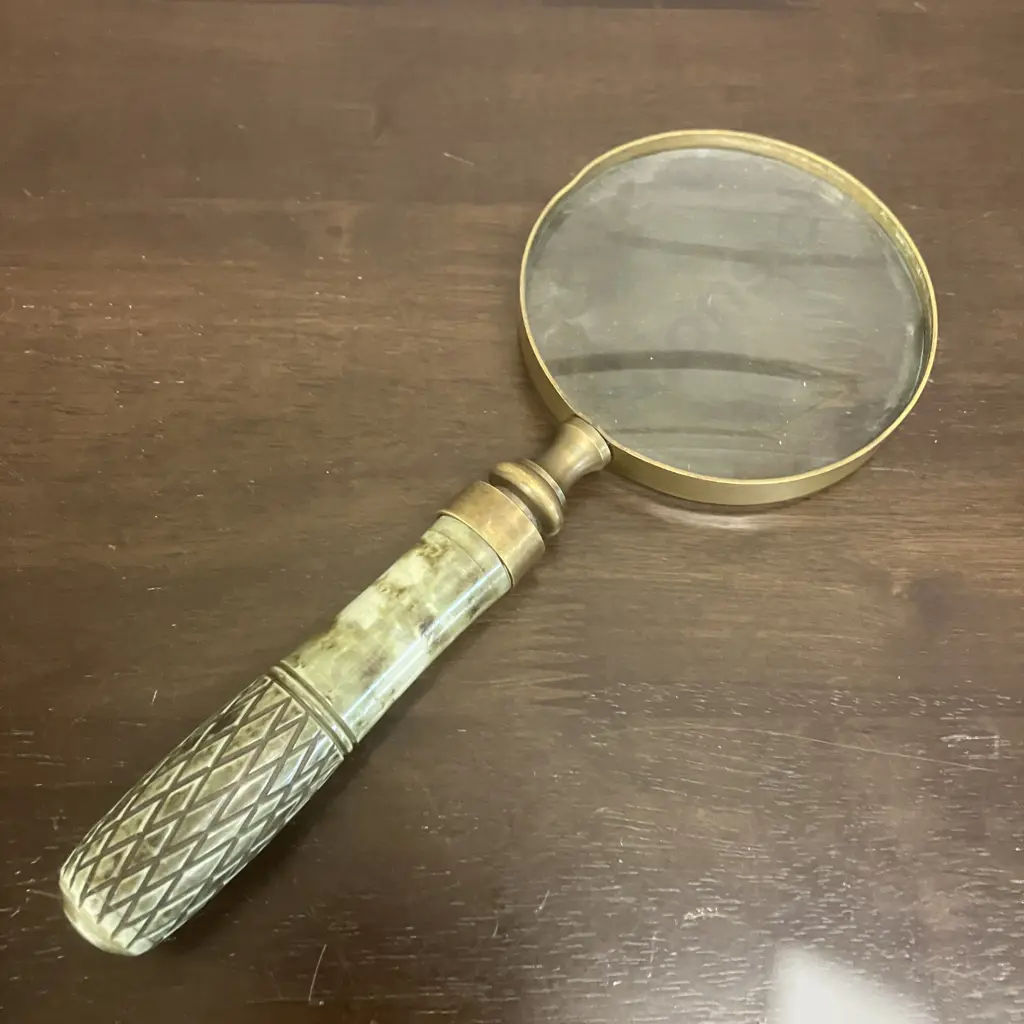 Brass Magnifying Glass. L24.5cm Image 1++