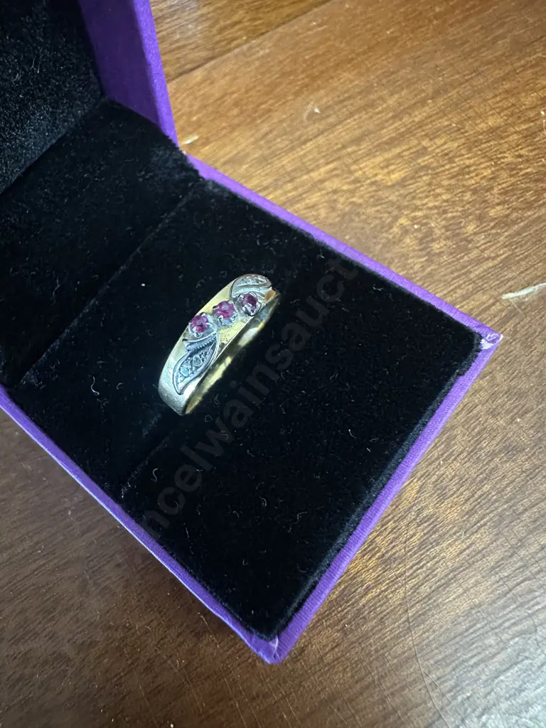 Stamped 18ct Gold Ruby & Diamond Ring Image 1++