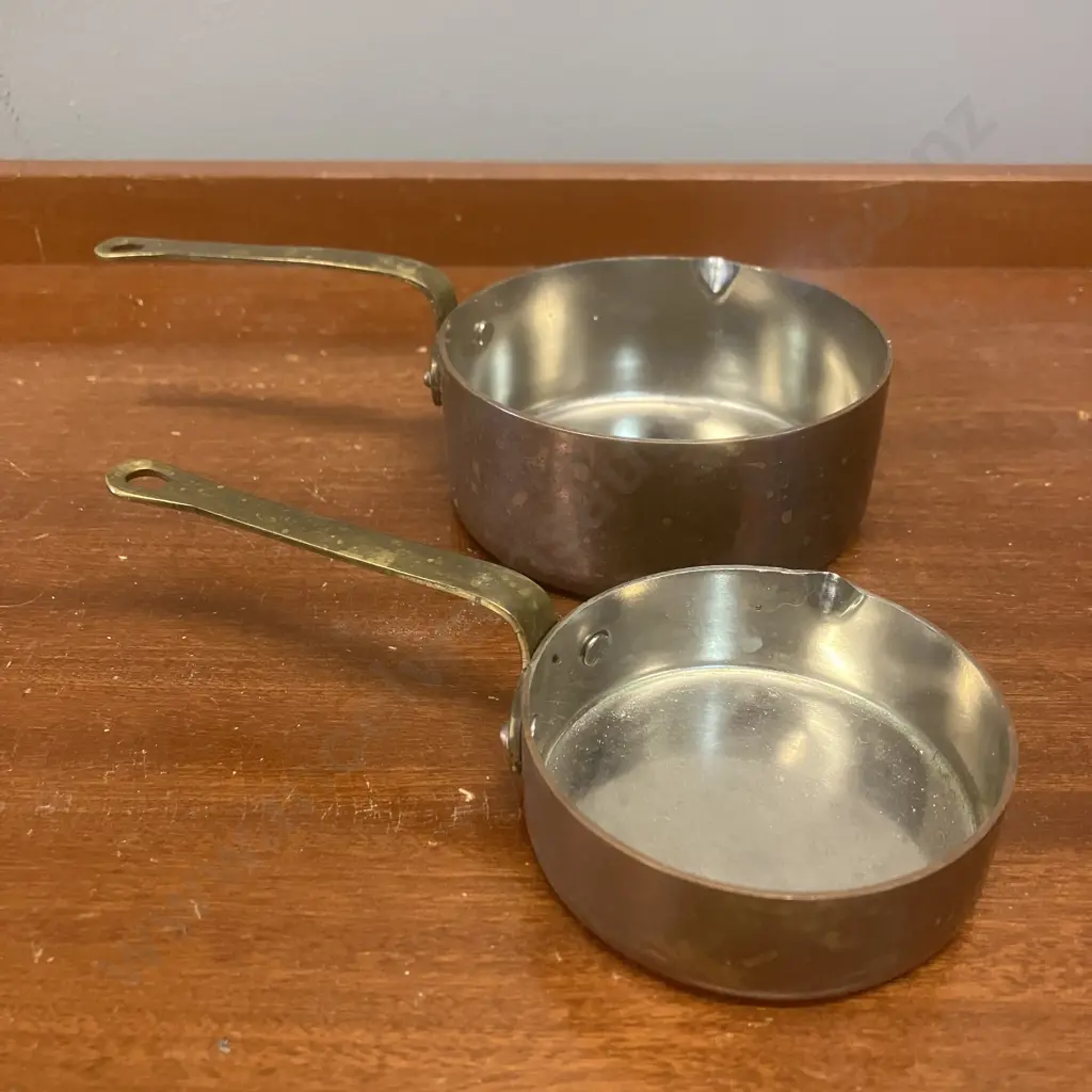Vintage Pair of Copper Measuring Cups with Brass Handles - 1 Cup & 1/2 Cup Image 1++