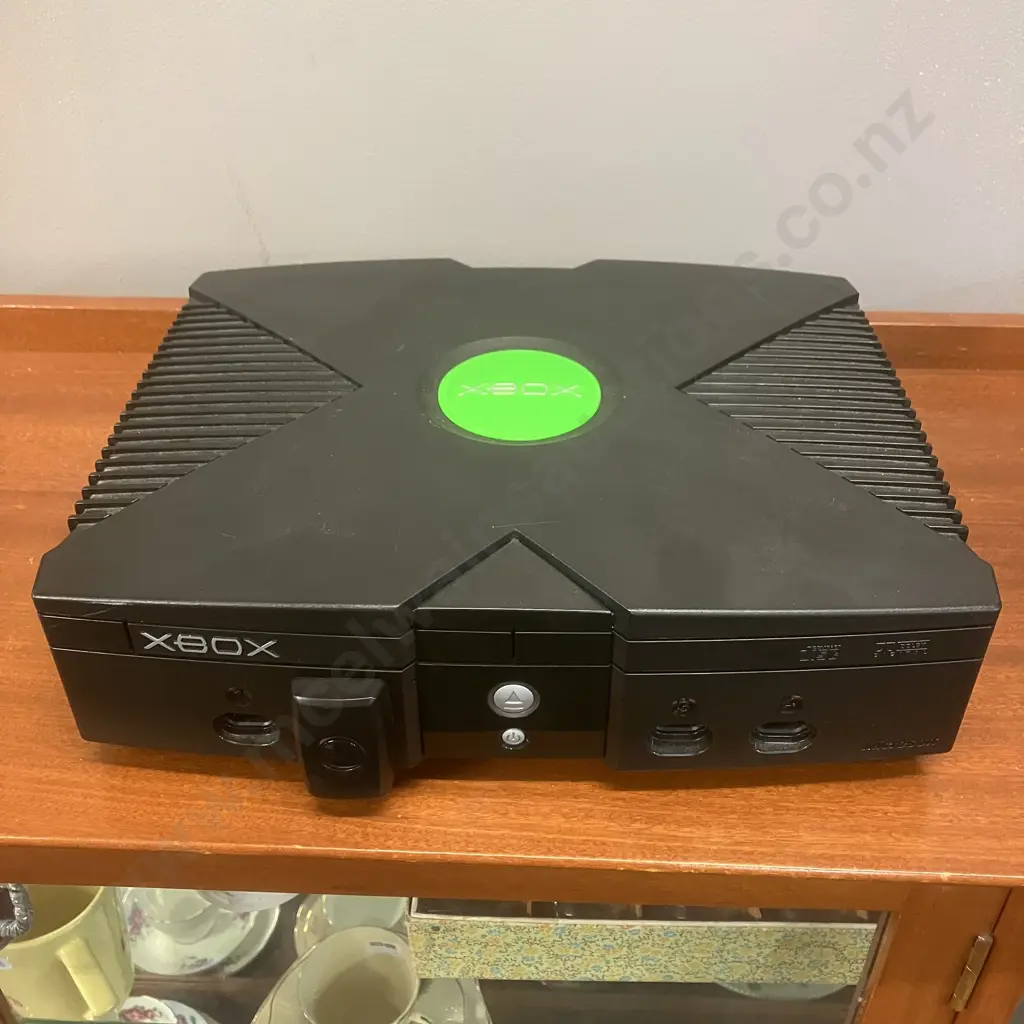 Microsoft Original Xbox Black System Console 2004 Image 1++