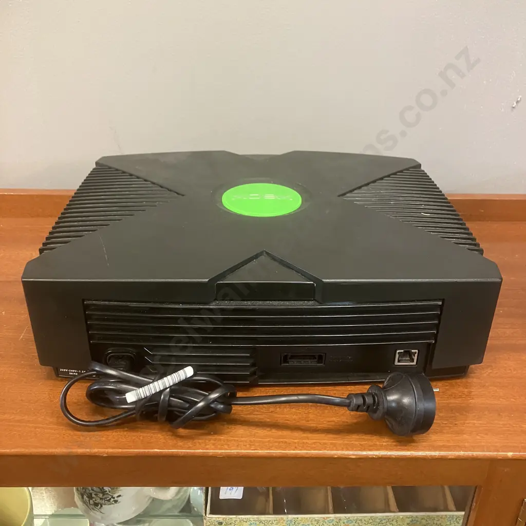 Microsoft Original Xbox Black System Console 2004 Image 1++