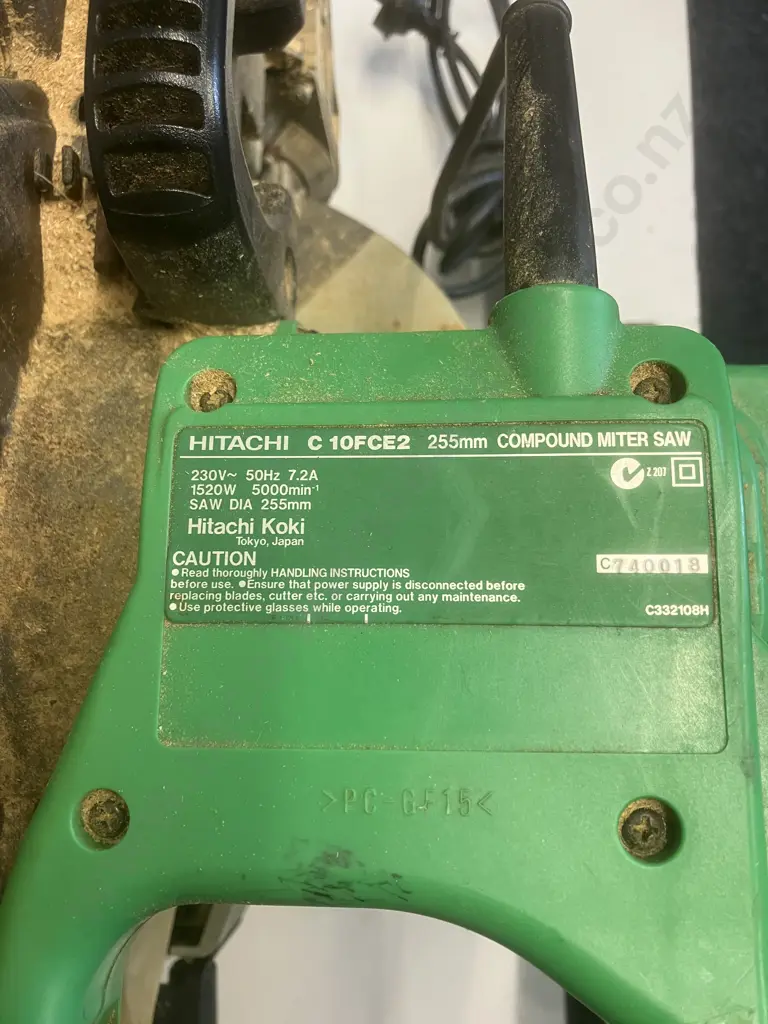 Hitachi Koki 1520W 255mm Compound Mitre Saw C10FCE2 With a Very Rusty Folding Mitre Saw Stand Image 1++