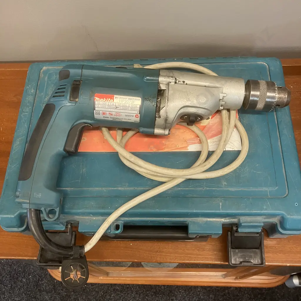 Makita HP2070F 3/4 inch Hammer Drill with L.E.D. Light With Assorted Quality Drill Bits In Case Image 1++