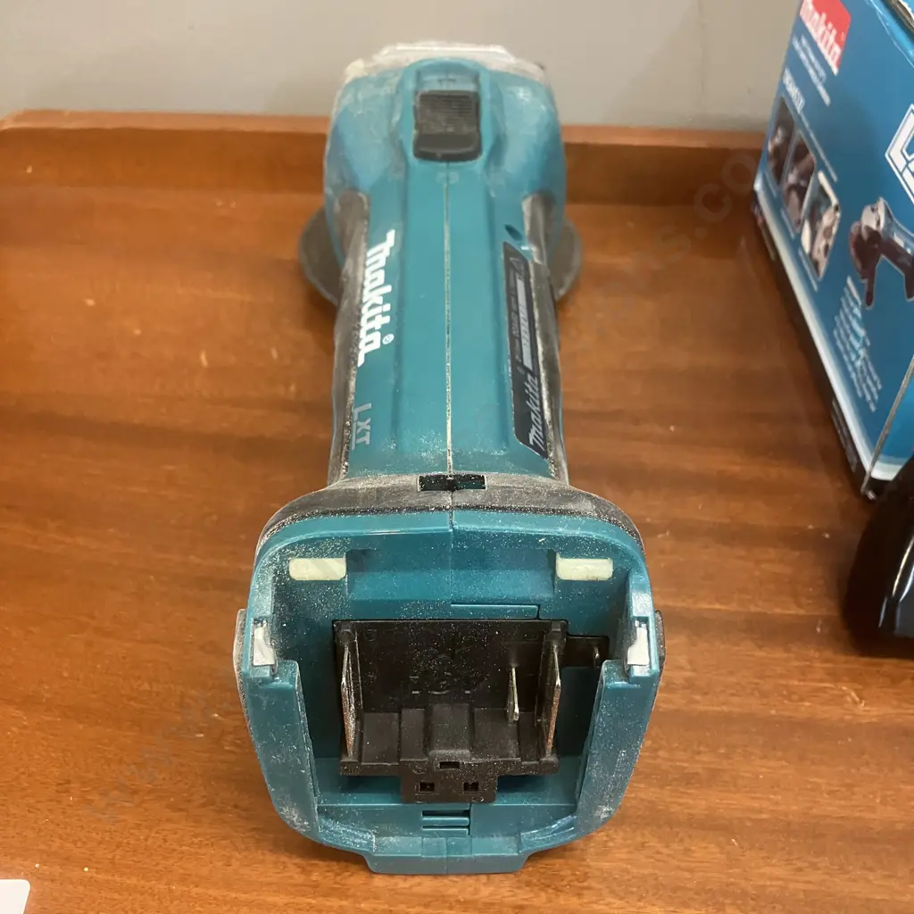 Makita 18V LXT 115mm (4-1/2") Slide Switch Angle Grinder Skin Only - DGA452Z Image 1++