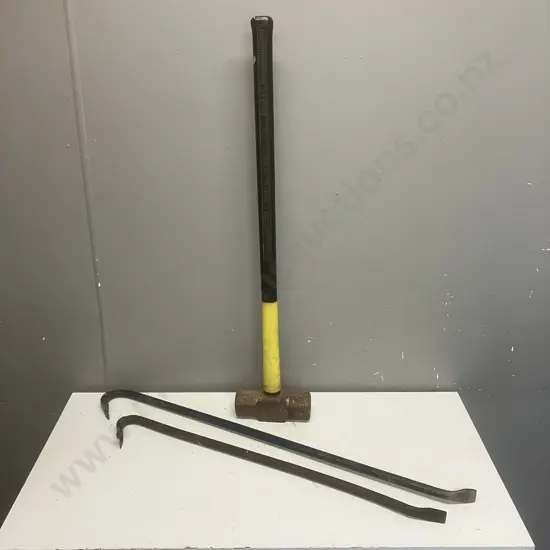 90cm & 75cm Crow Bars With a Sledgehammer With a Lose Head