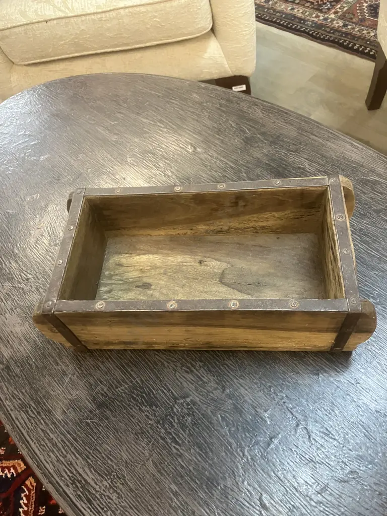 Vintage Wooden Brick Mould With Steel Bindings. H9.5 W32 D15.5cm Image 1++