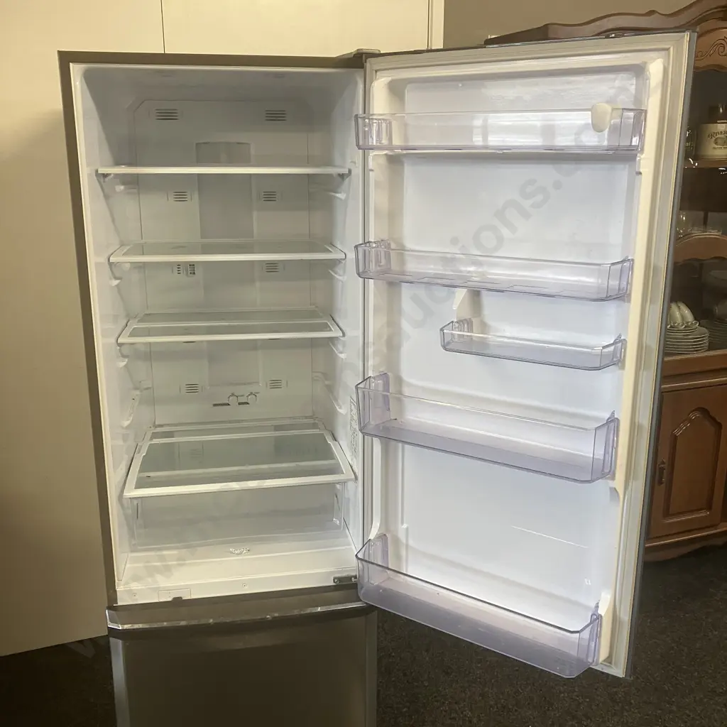 Mitsubishi 390 Litre Fridge Freezer MR-BF390C-ST-A Image 1++