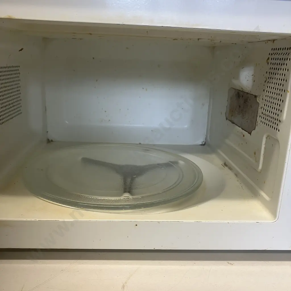 Sharp R-270KM Microwave, Black Image 1++