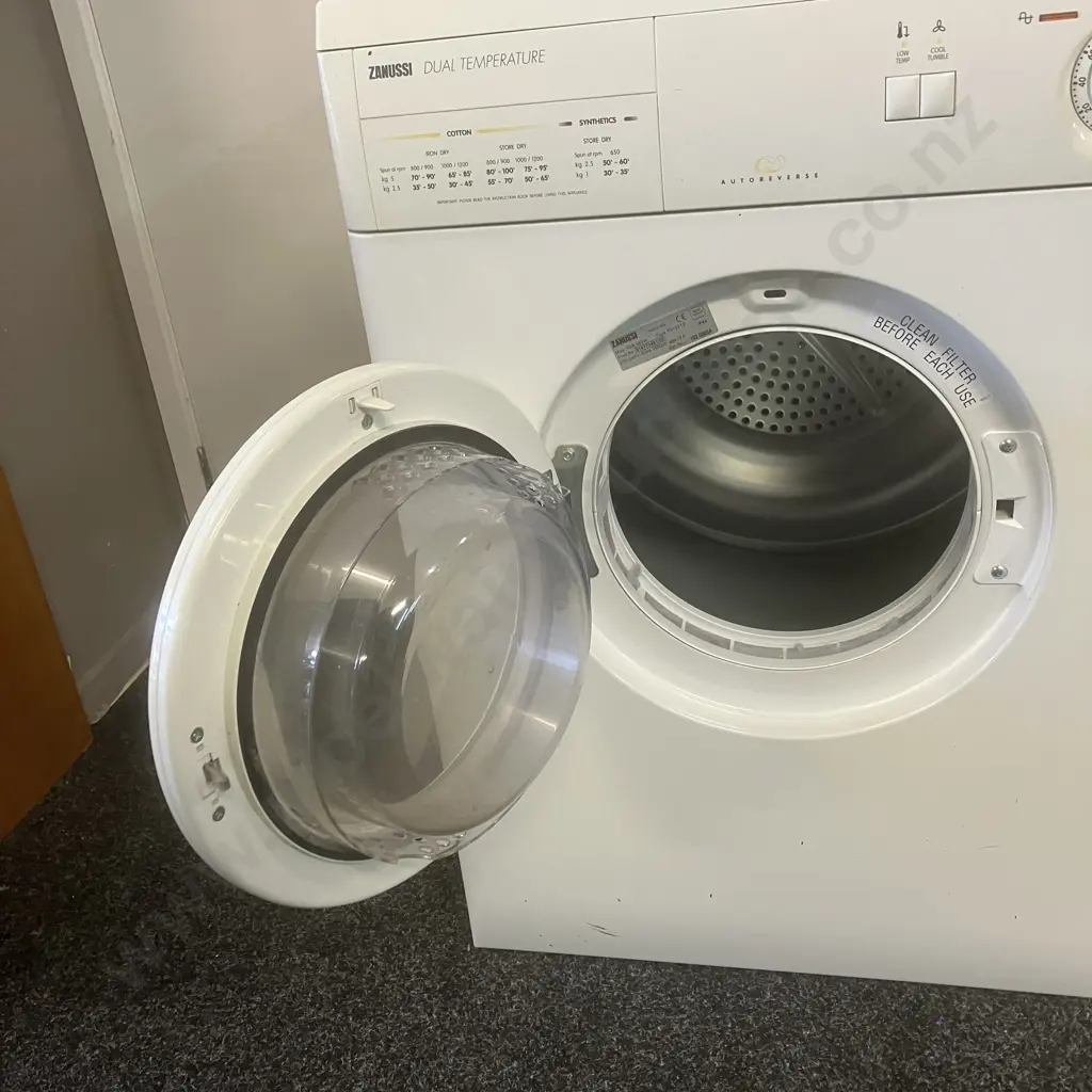 Zanussi Dual Temperature Dryer TDS 383W - Italy Image 1++