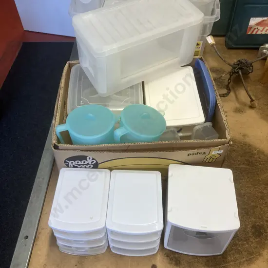 Box Lot Assorted Plasticware