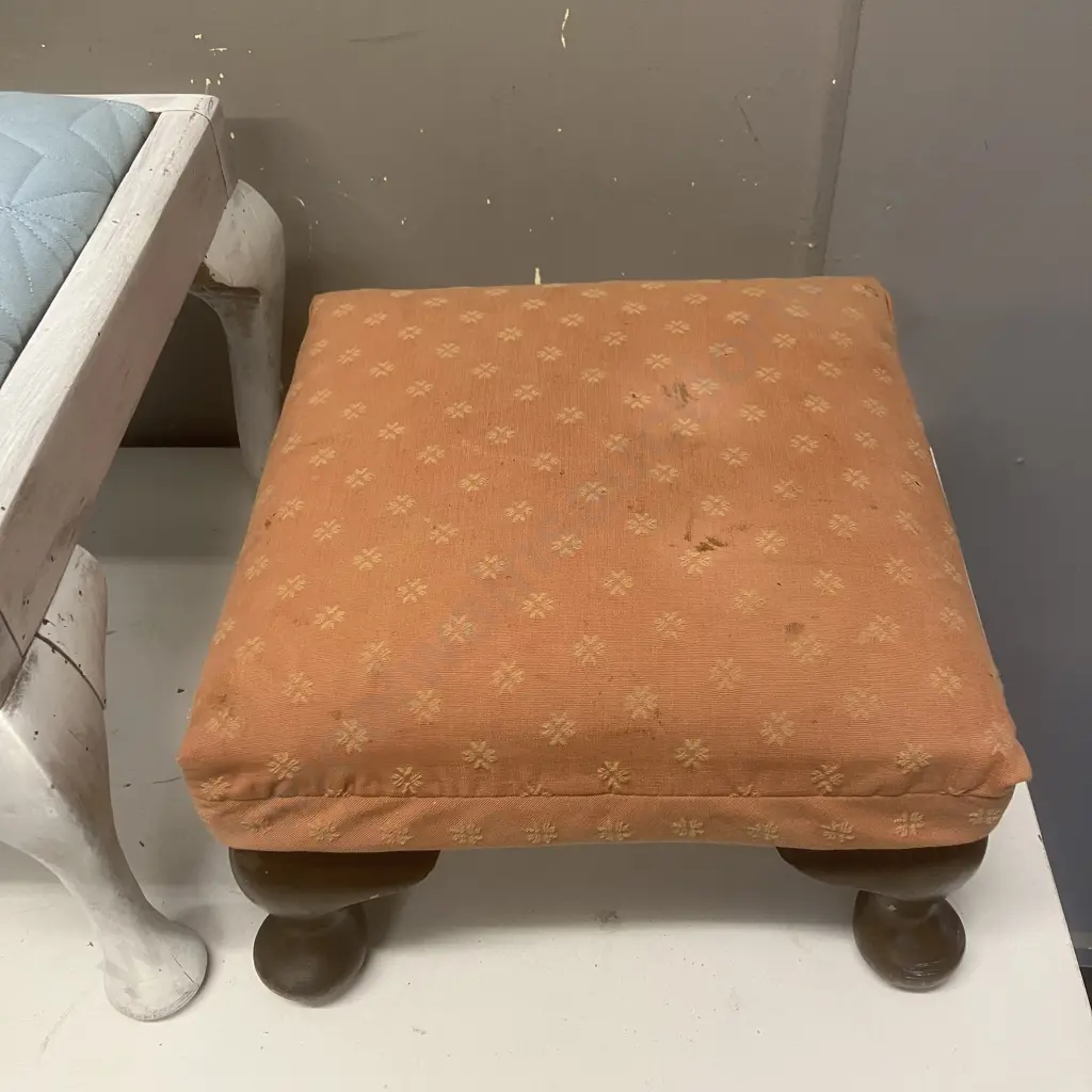 Pair of Foot Stools Image 1++