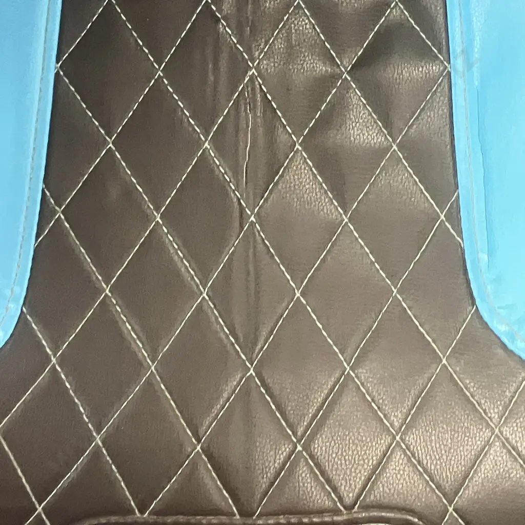 ONEX GX220 Air Gaming Chair Black & Blue (Seat Starting to Split & Back Loose) Image 1++