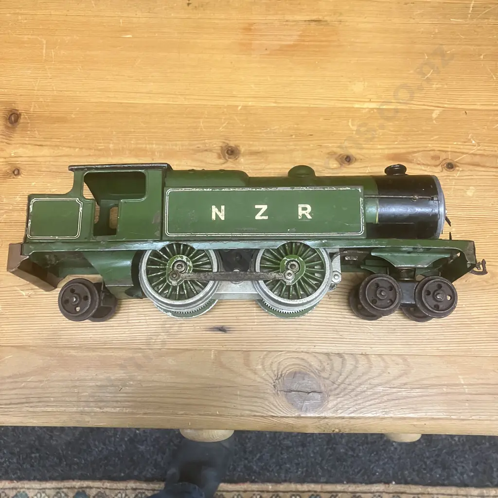 Hornby O Gauge No.2 / 6 4-4-2 Tank Loco In N.Z.R Livery Image 1++