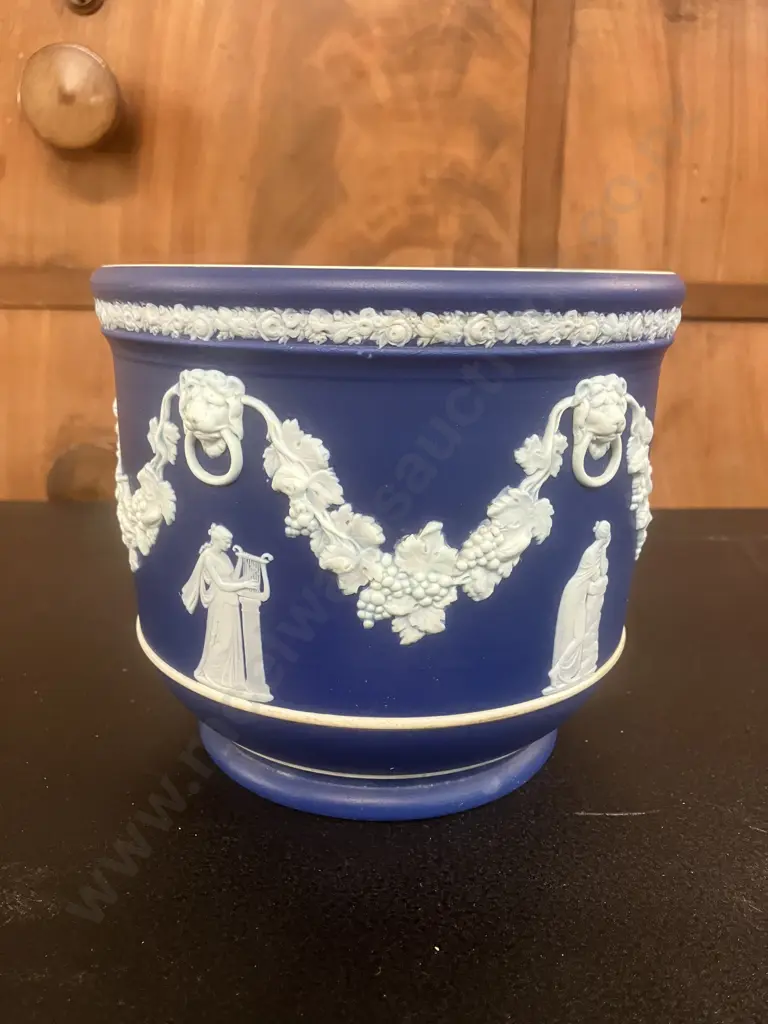 Antique Wedgwood Dark Blue Dip Jasperware Jardiniere Cache Pot. c1890. 14 x 16cm Image 1++