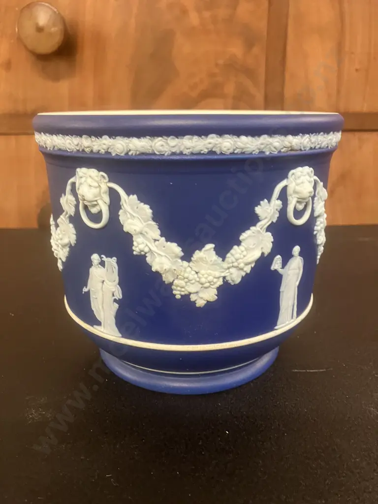 Antique Wedgwood Dark Blue Dip Jasperware Jardiniere Cache Pot. c1890. 14 x 16cm Image 1++