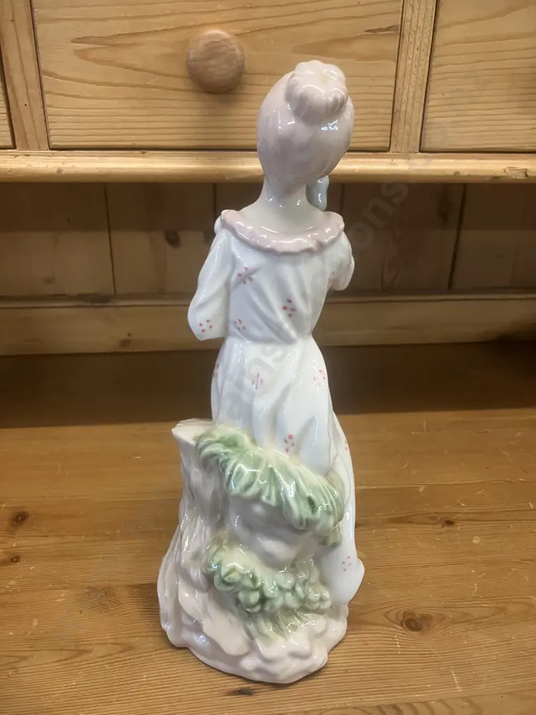 Rare Nadal Porcelain Figurine Lady With a Dog, Spain. H30cm Image 1++