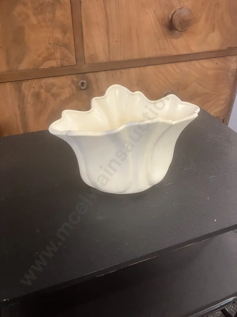 Crown Lynn Potteries Tall Trough Vase With Flaring Sides Shape 44, White Slip-Cast Ceramic c1948-55. H15.5 W26.5 D15.5cm Image 1++