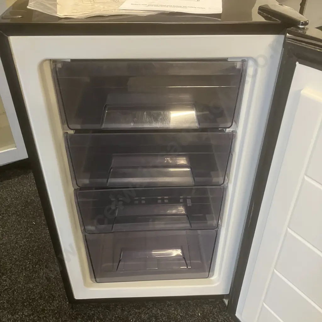 Homemaker 80 Lire Bar Freezer Model HMTF-10Q Image 1++
