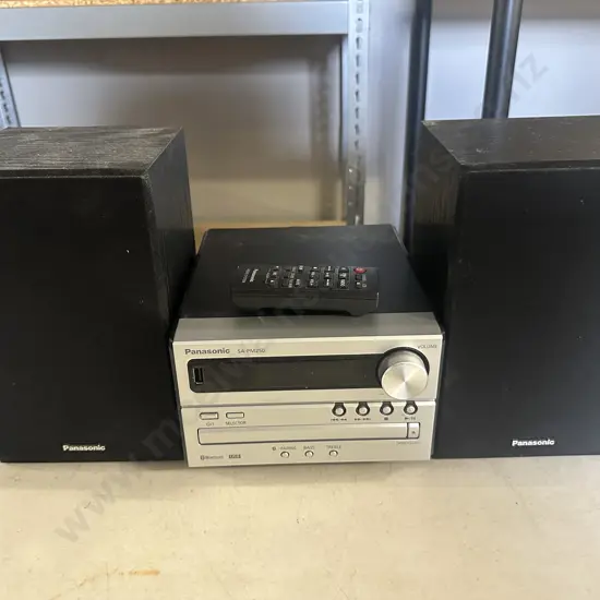 Panasonic SA-PM250 CD Stereo System With Remote Control, Bluetooth / USB
