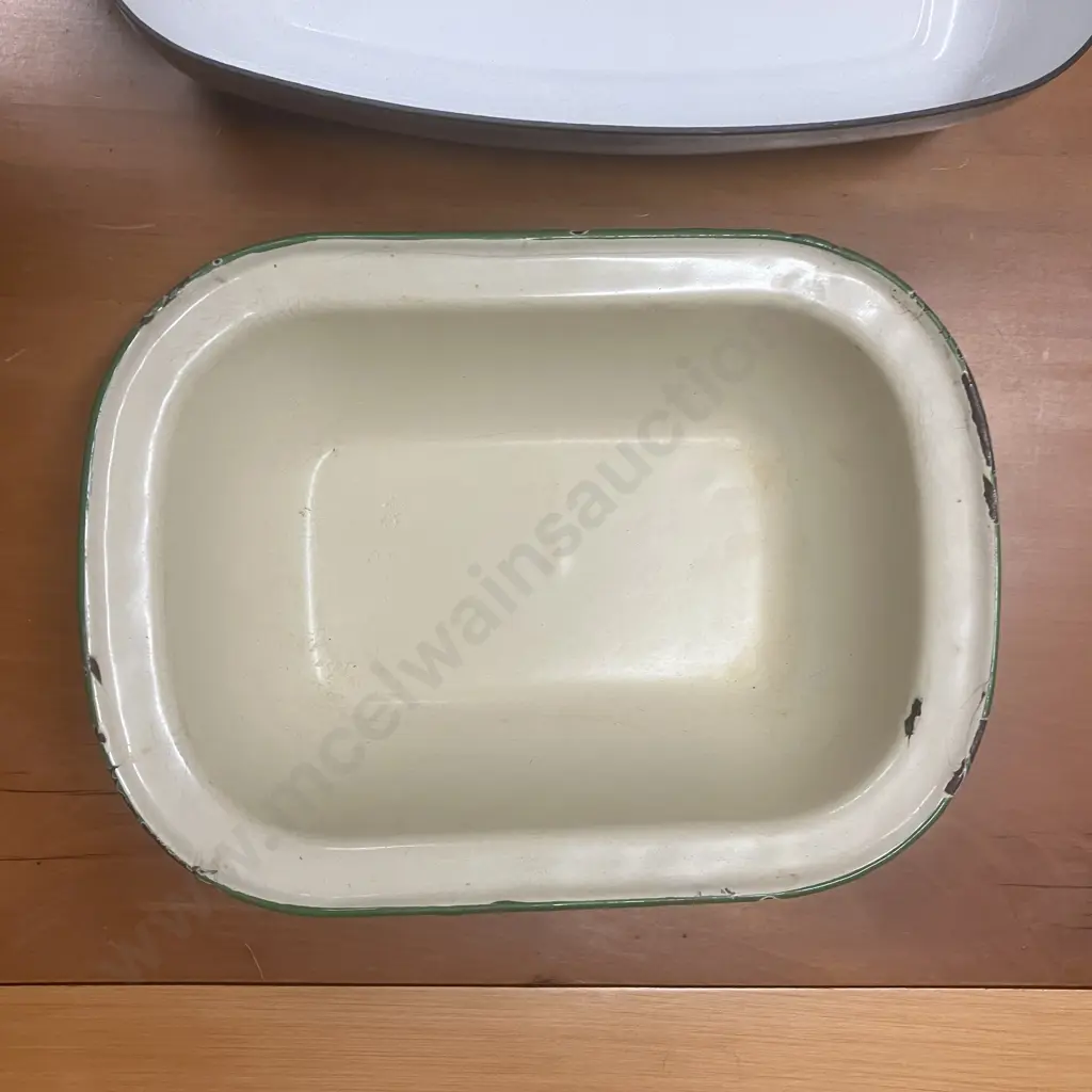 Enamelled Cookware Image 1++