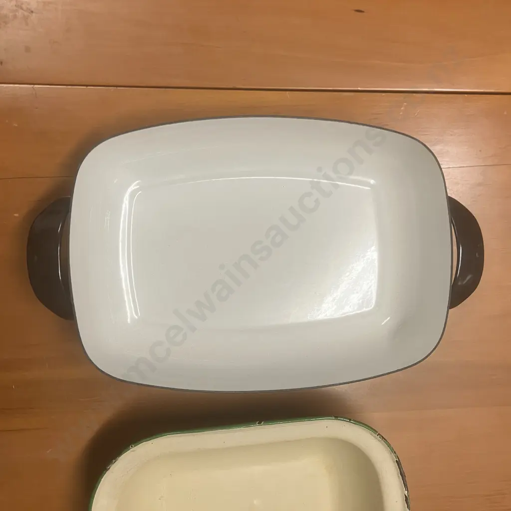 Enamelled Cookware Image 1++