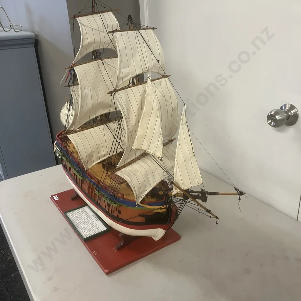 H.M.S. Resolution Wooden Model  - Captain James Cooks' Second and Third Expedition to the Pacific. L86cm Image 1++
